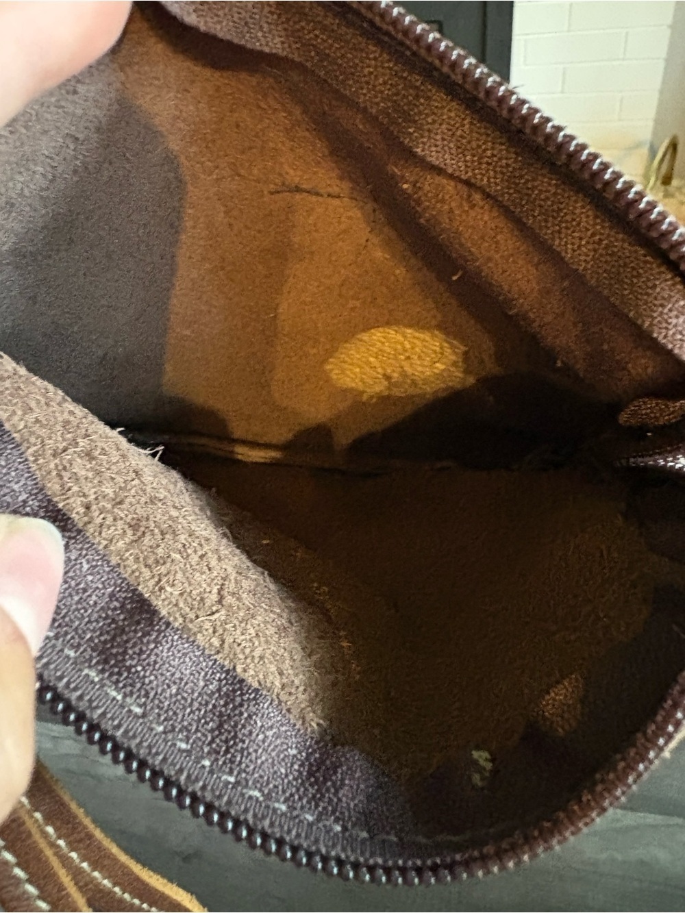Vintage Roots Dark Brown Pebbled Leather Wristlet with Tan Strap - Picture 5 of 10